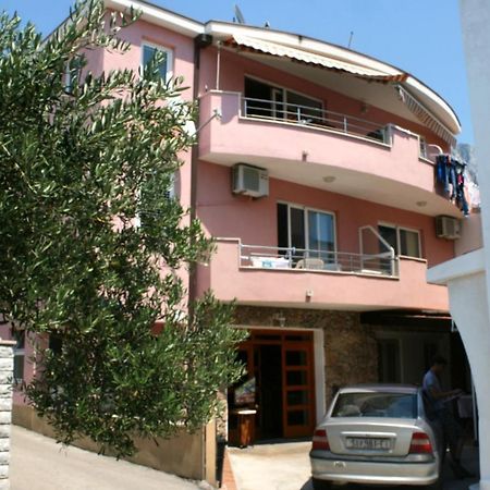 Apartments By The Sea Promajna, Makarska - 2673 Dış mekan fotoğraf
