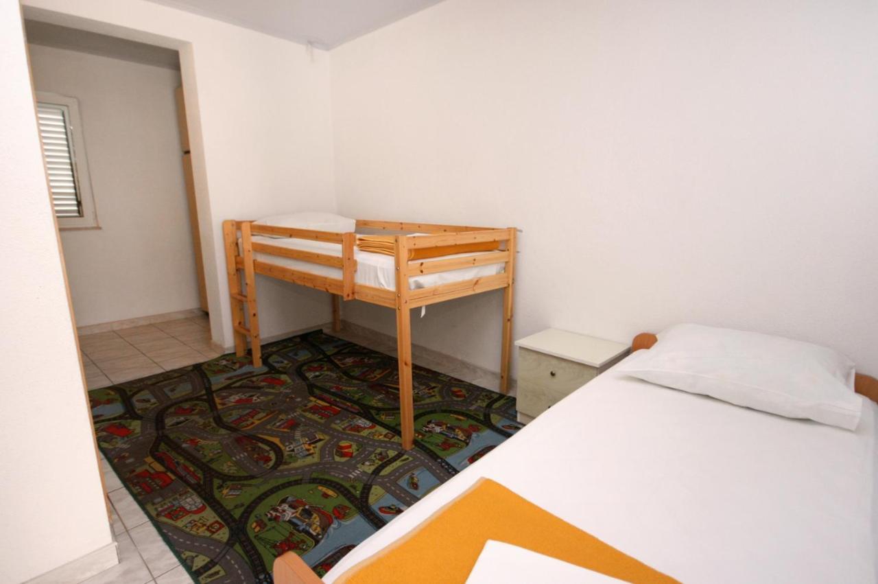 Apartments By The Sea Promajna, Makarska - 2673 Dış mekan fotoğraf