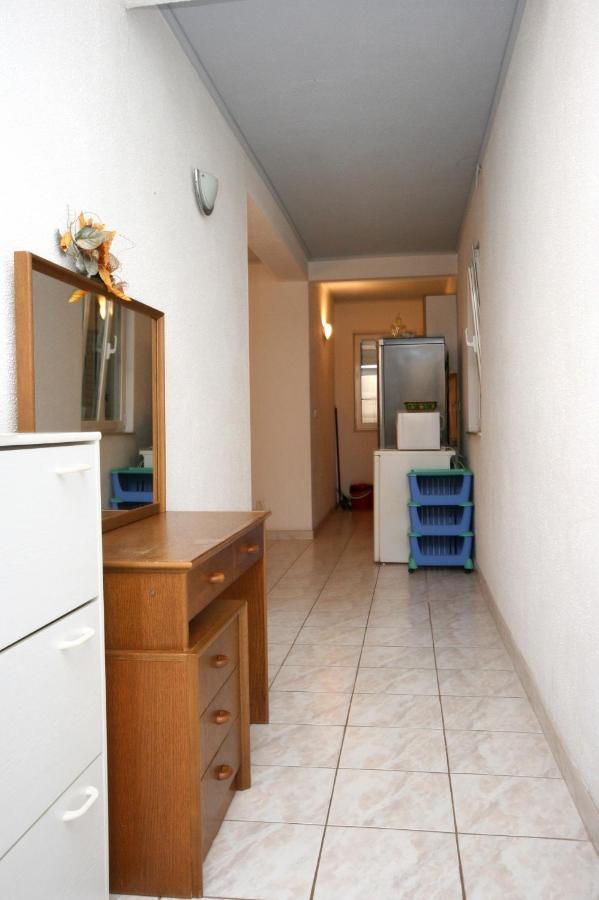 Apartments By The Sea Promajna, Makarska - 2673 Dış mekan fotoğraf